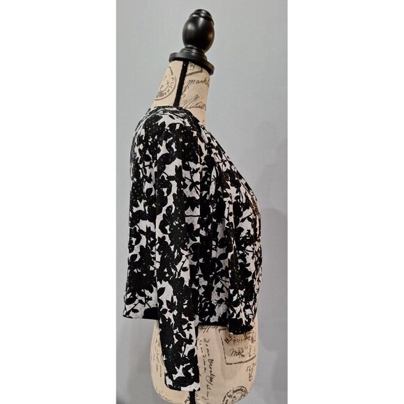 EUC Dressbarn Collection Black and White Floral Cover-up Jacket/Size 14 - Picture 4 of 7